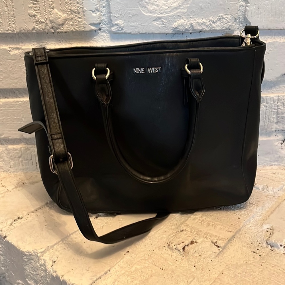 Black Nine West purse
